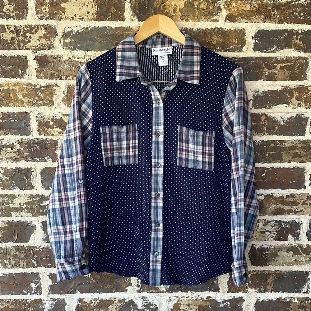 NorthStyle Plaid Button Down Shirt Size Medium